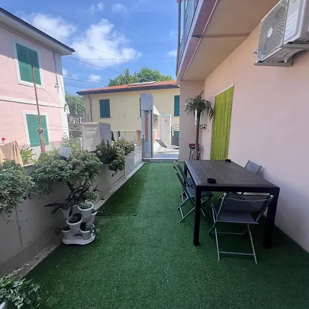 5 Terre Hub La Pieve * La Spezia